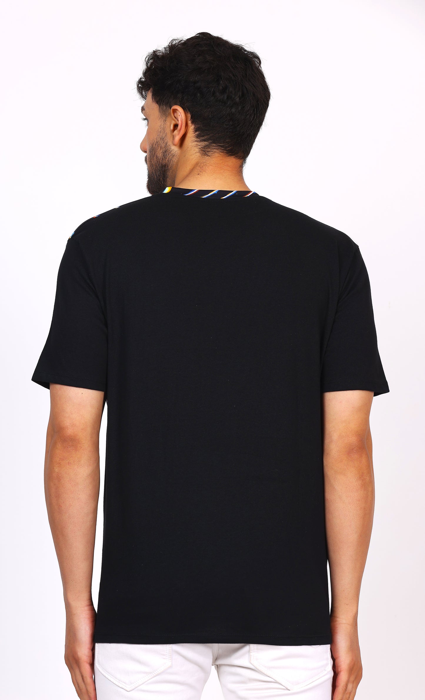 DJ TECHNO ALIEN | UV Glow Design | UNISEX T-SHIRT- 210 GSM | 210 GSM